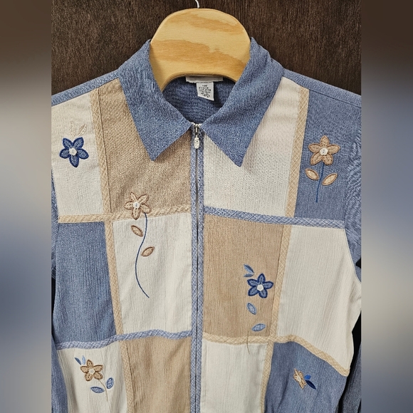 Alfred Dunner Floral Patchwork Full Zip Textured Gauzy Granny Jacket Size 18W - Picture 2 of 6